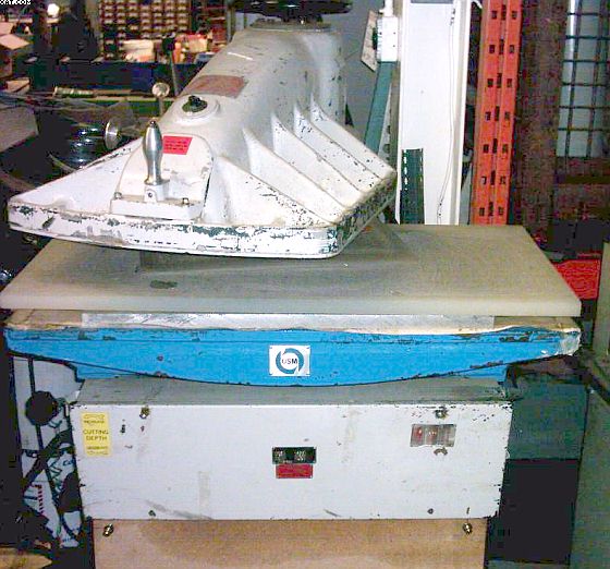 USM HYTRONIC Model B Swing head hydraulic Press/Clicker,